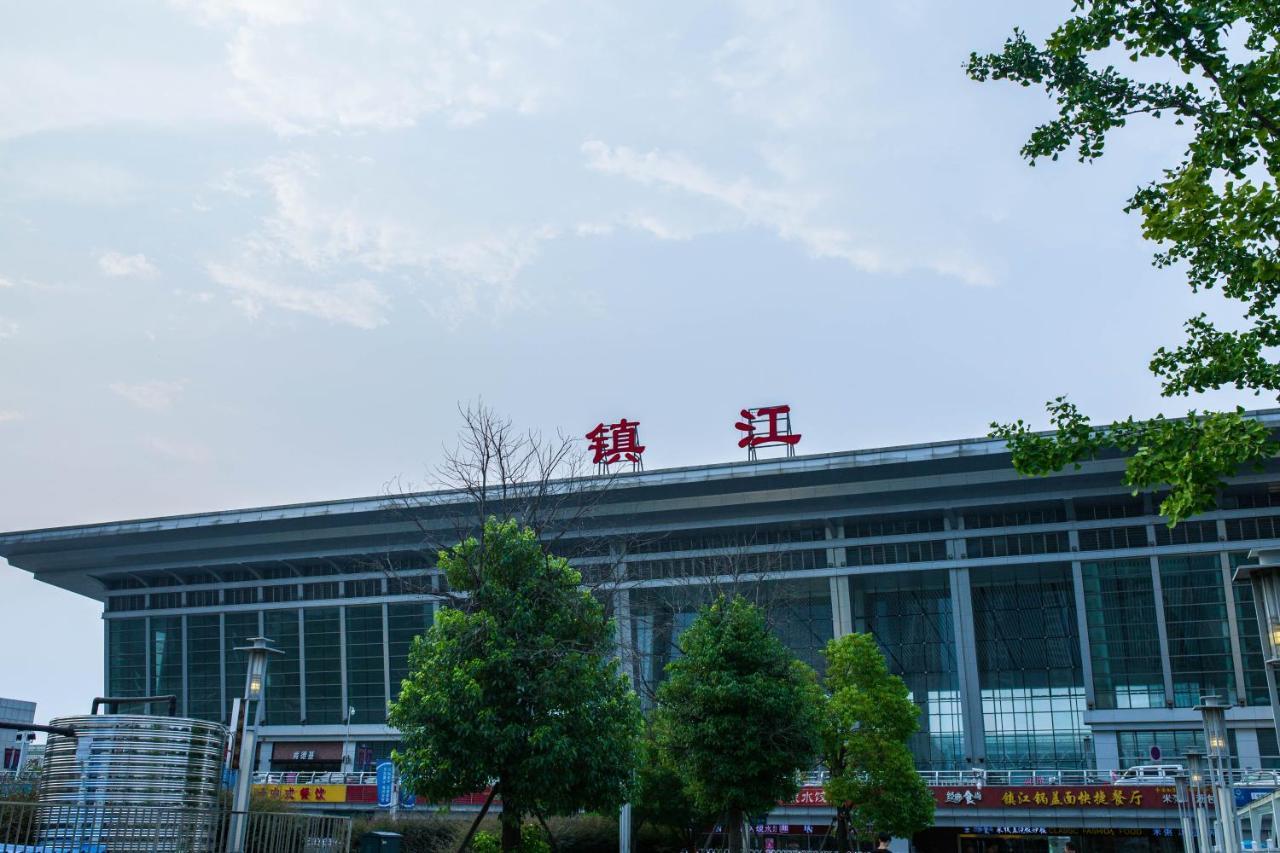 Metropolo, Zhenjiang, Railway Station Wanda Plaza Hotel Zhenjiang  Exterior photo