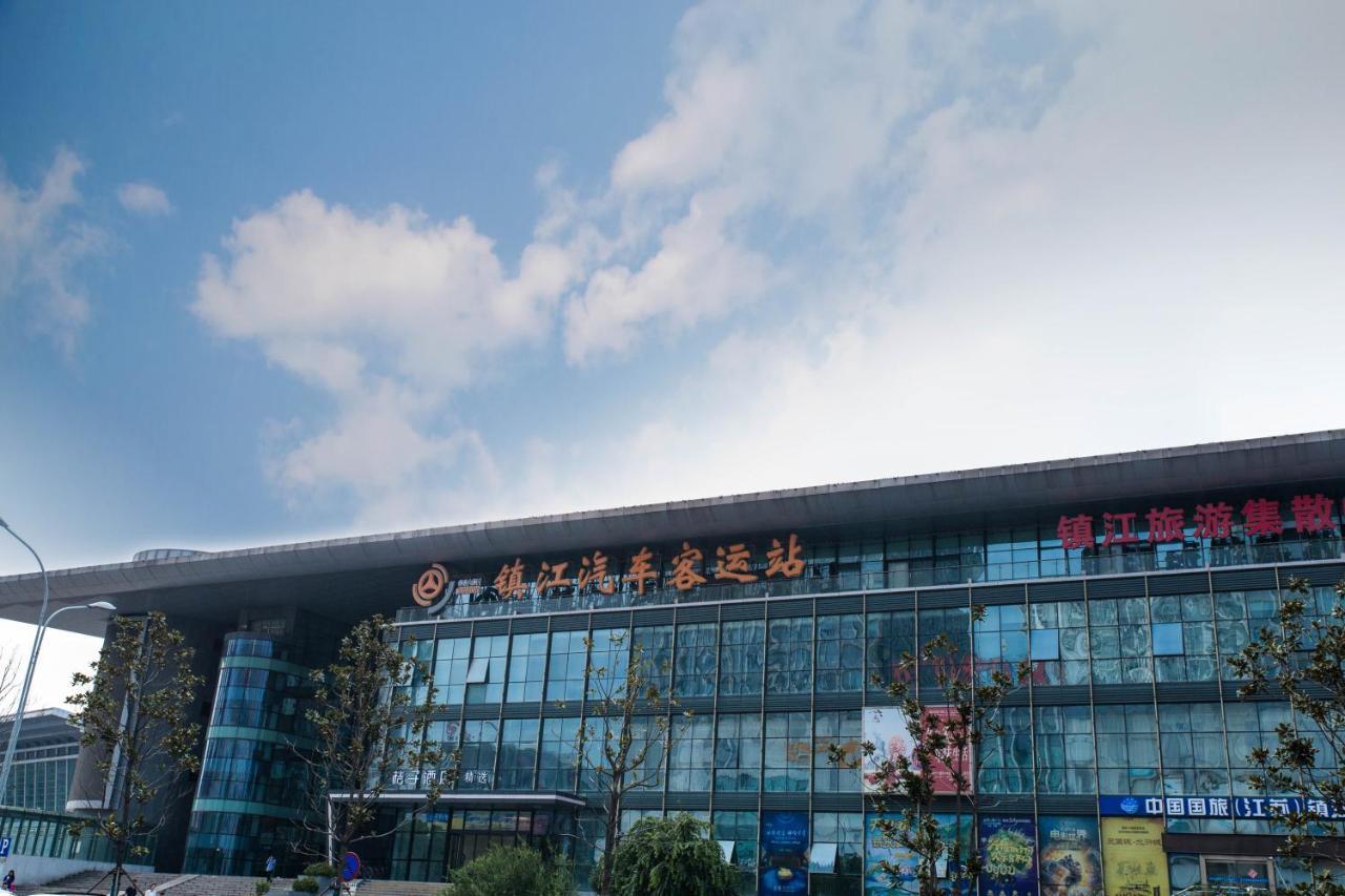 Metropolo, Zhenjiang, Railway Station Wanda Plaza Hotel Zhenjiang  Exterior photo